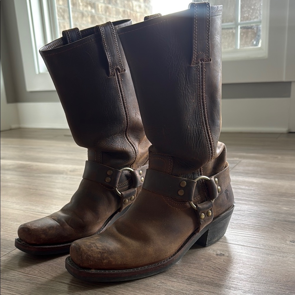 Frye Harness 12R Brown Leather Boots